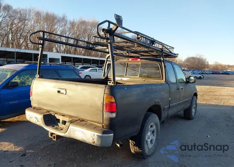 2001 Toyota Tundra Ltd V8 из США, поврежденный, VIN 5TBBT48151S215935